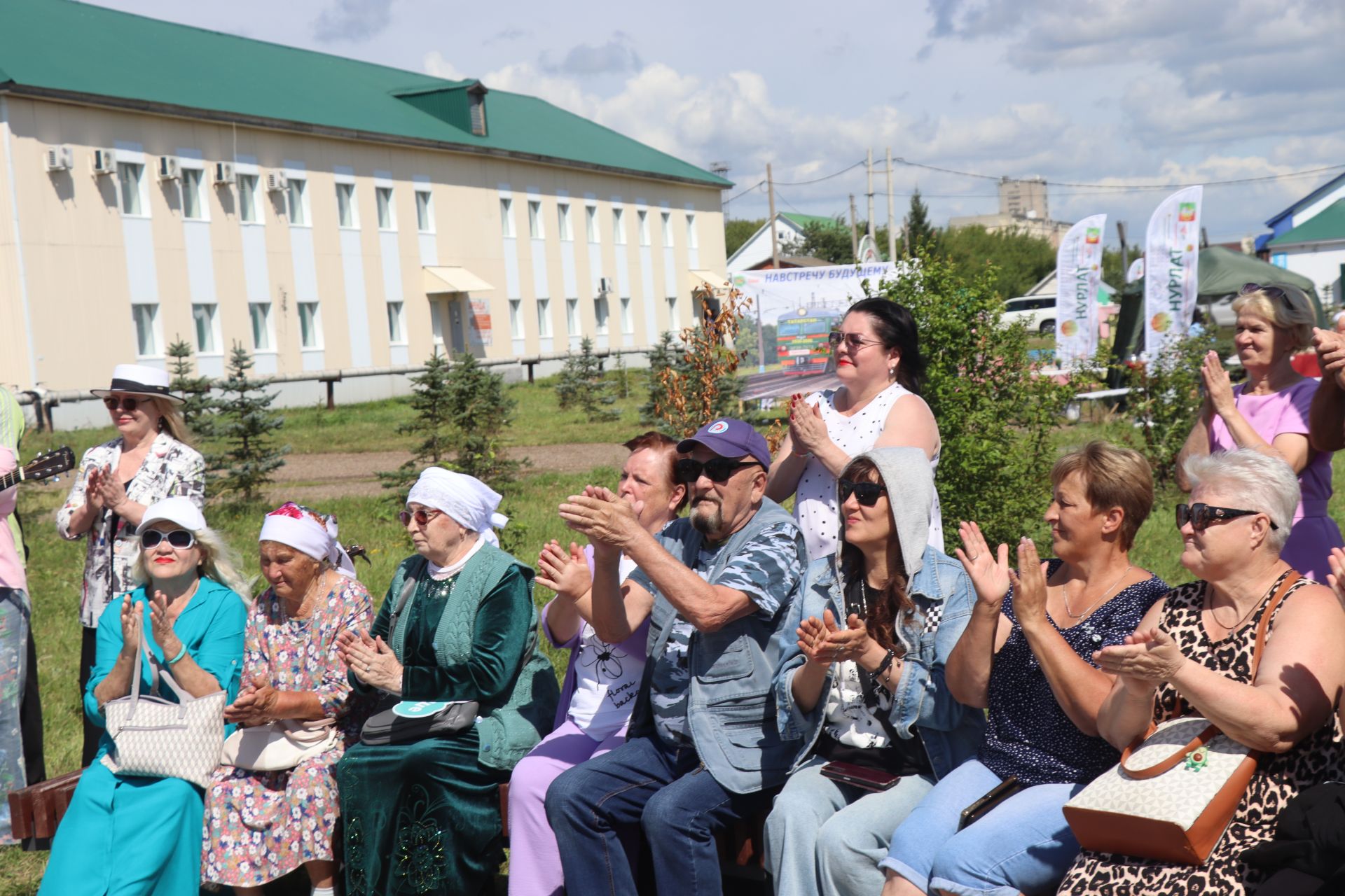 В Нурлате прошел праздник «Корни и крылья»