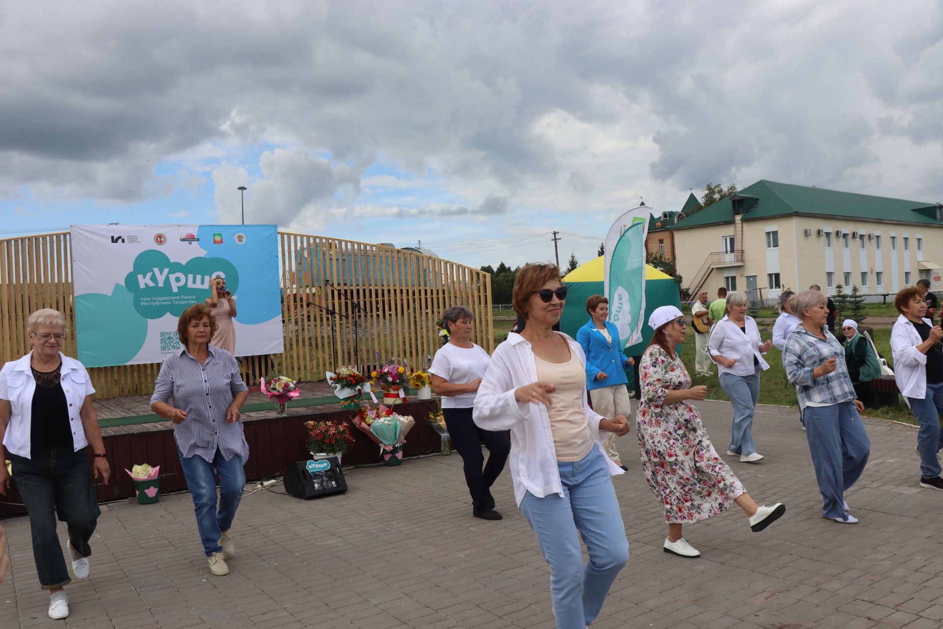 В Нурлате прошел праздник «Корни и крылья»