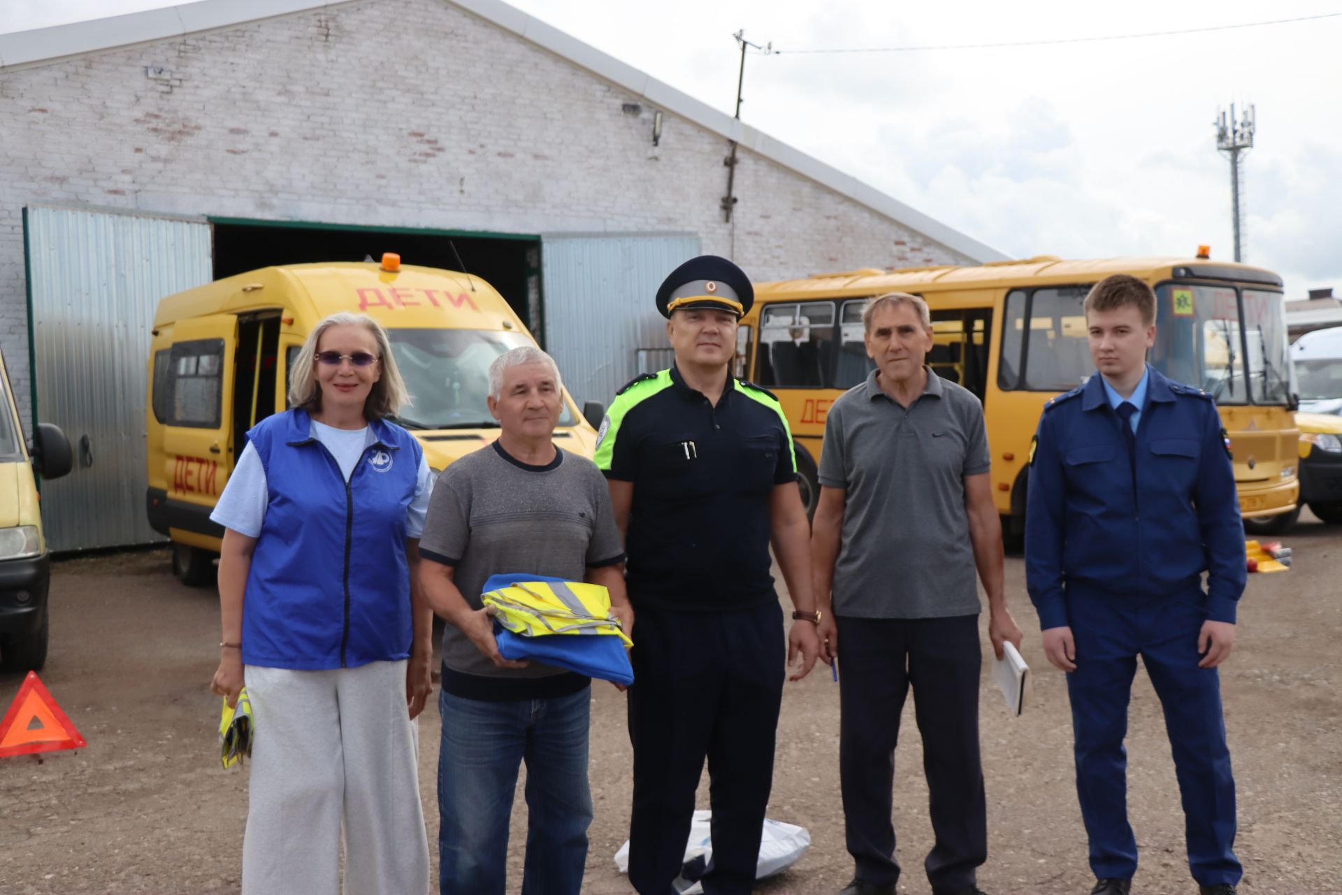 В Нурлатском районе завершилась проверка школьных автобусов перед новым учебным годом