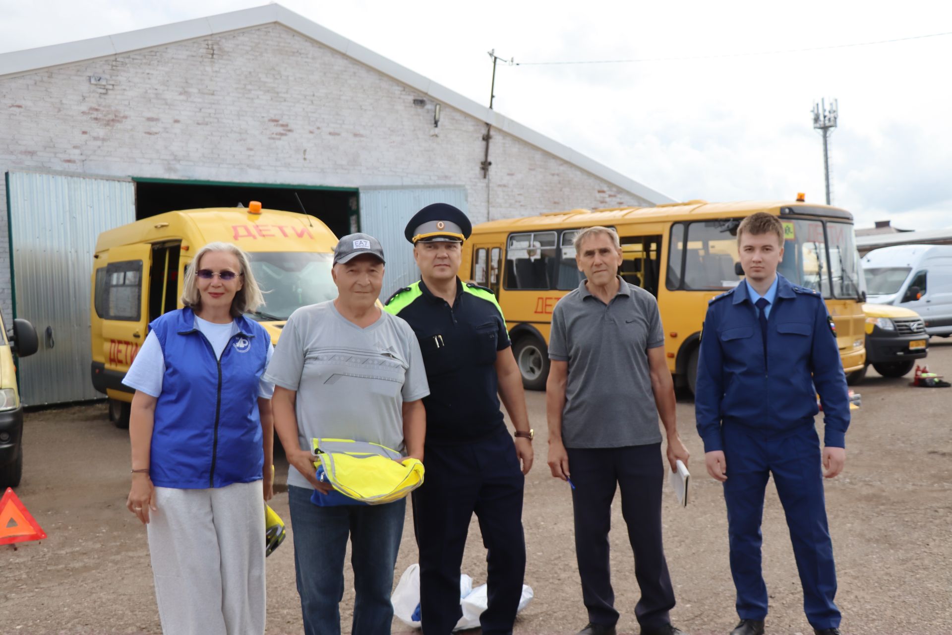 В Нурлатском районе завершилась проверка школьных автобусов перед новым учебным годом