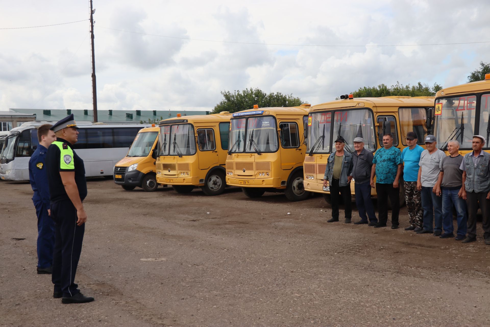 В Нурлатском районе завершилась проверка школьных автобусов перед новым учебным годом