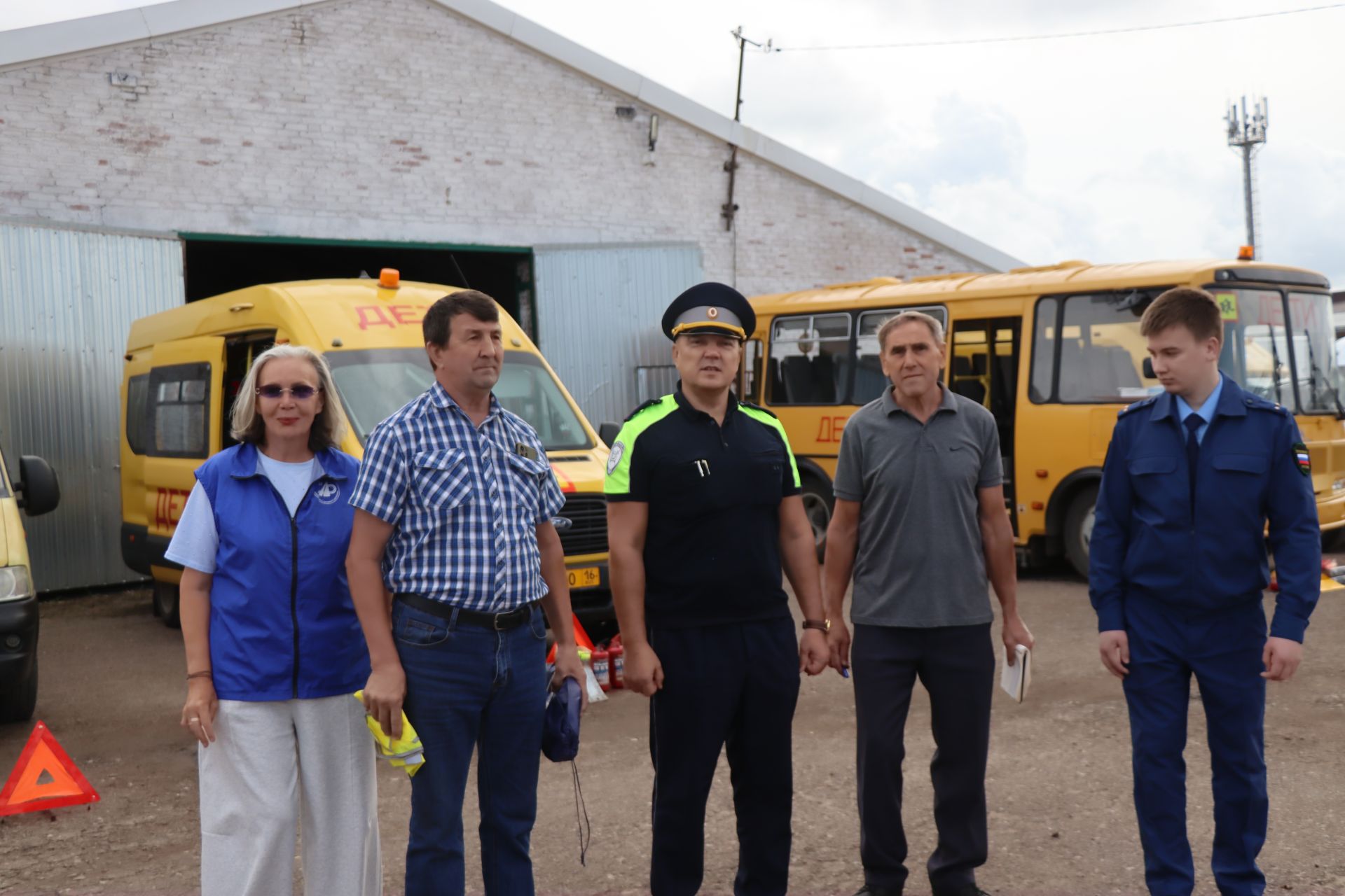В Нурлатском районе завершилась проверка школьных автобусов перед новым учебным годом