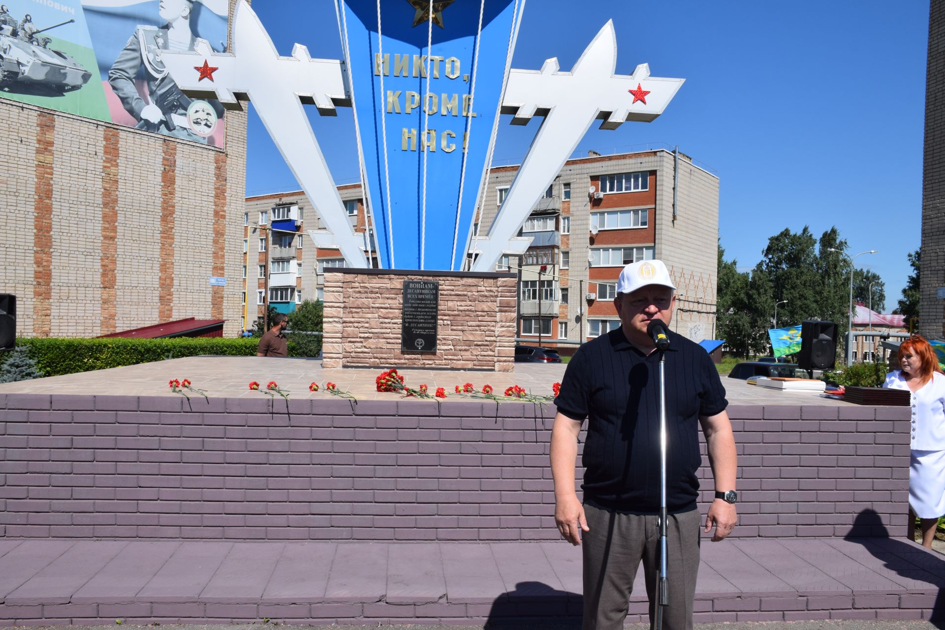 Десантники Нурлата отметили годовщину ВДВ торжественным митингом