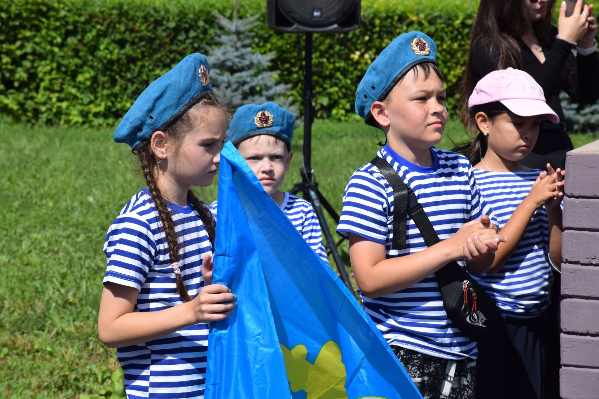 Десантники Нурлата отметили годовщину ВДВ торжественным митингом