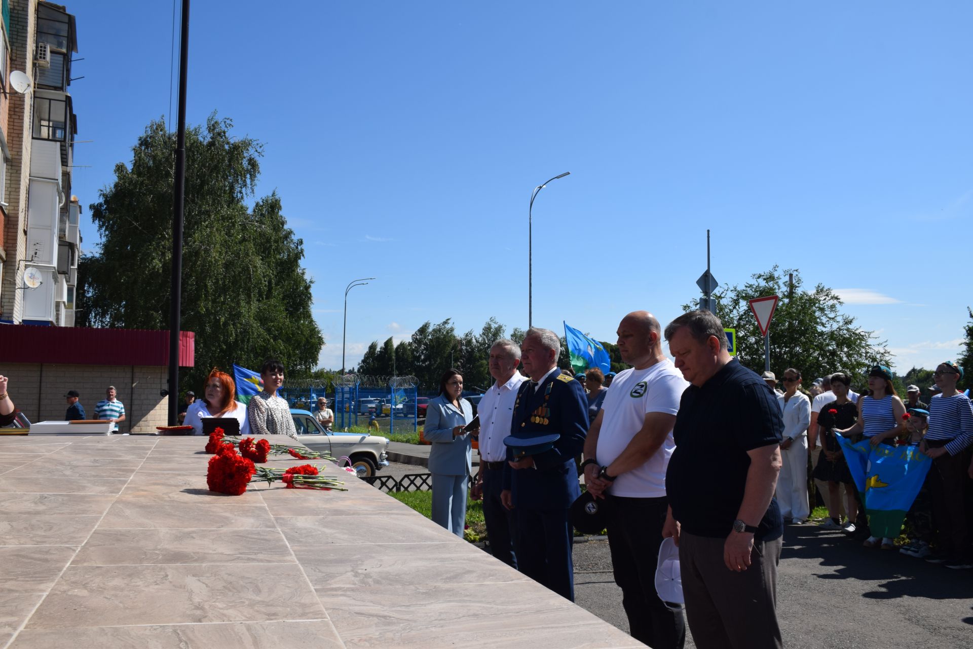 Десантники Нурлата отметили годовщину ВДВ торжественным митингом