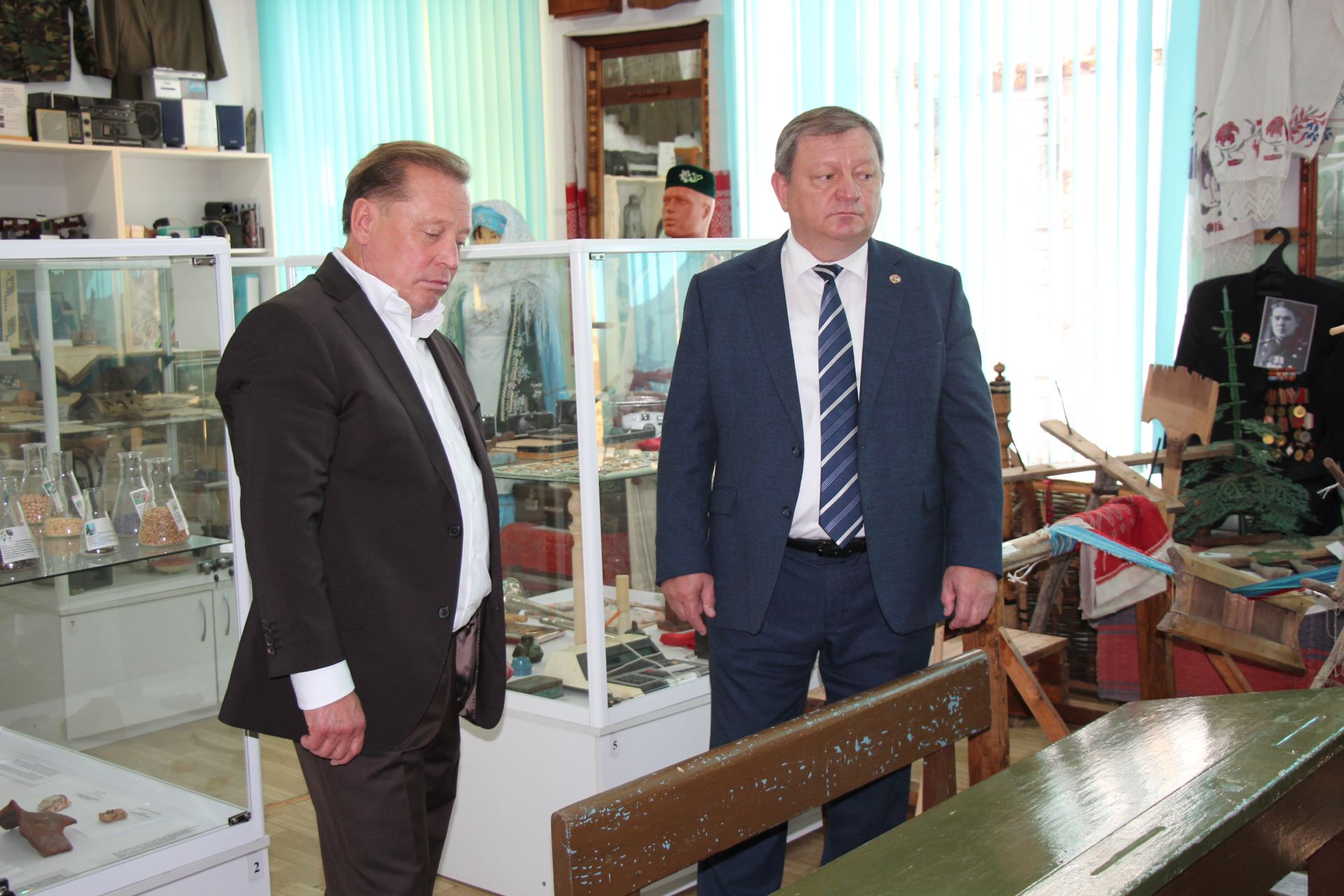 В Бурметьевской школе после капремонта распахнул двери современный пищеблок