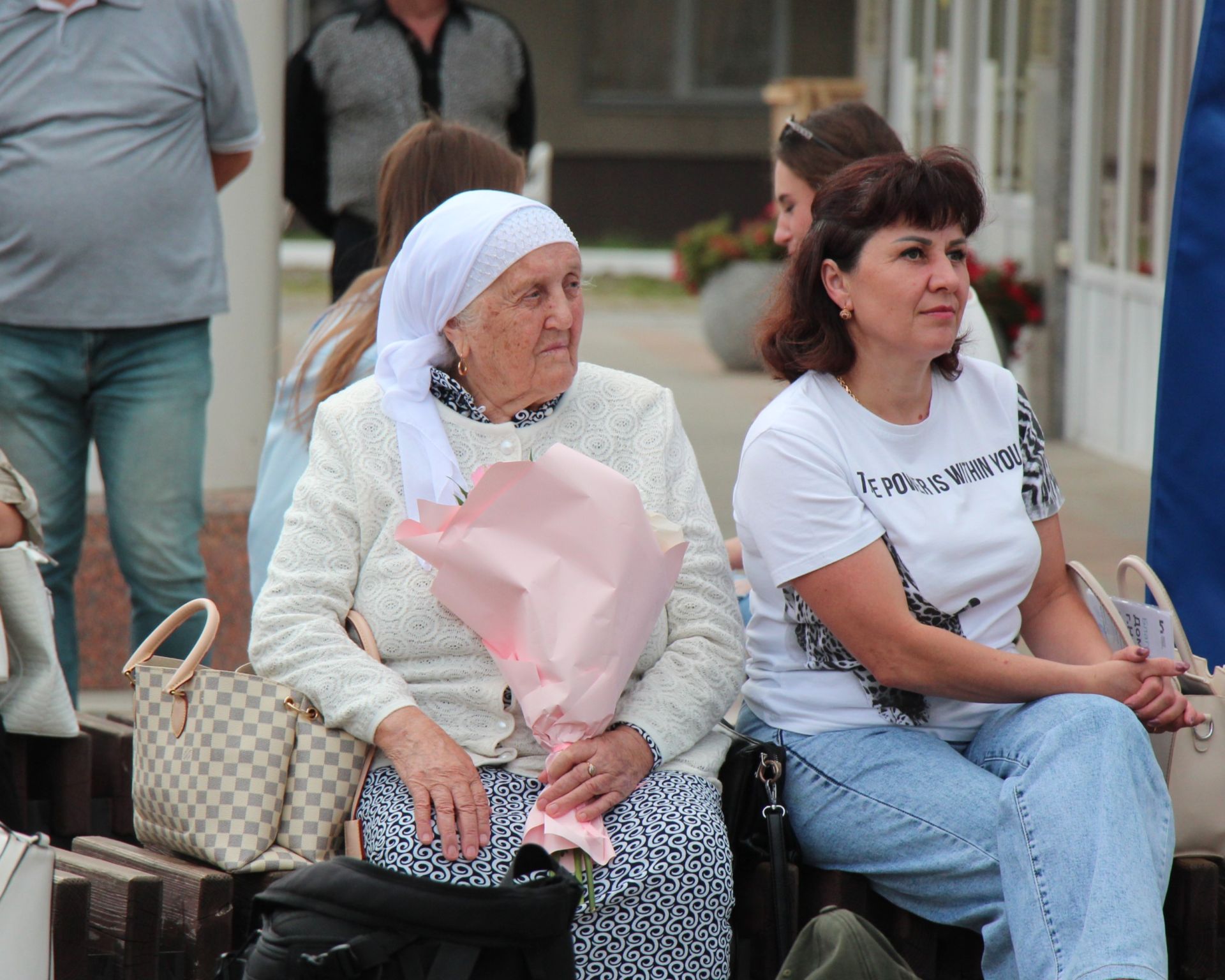 В Нурлате чествовали лауреатов Электронной доски почета Татарстана
