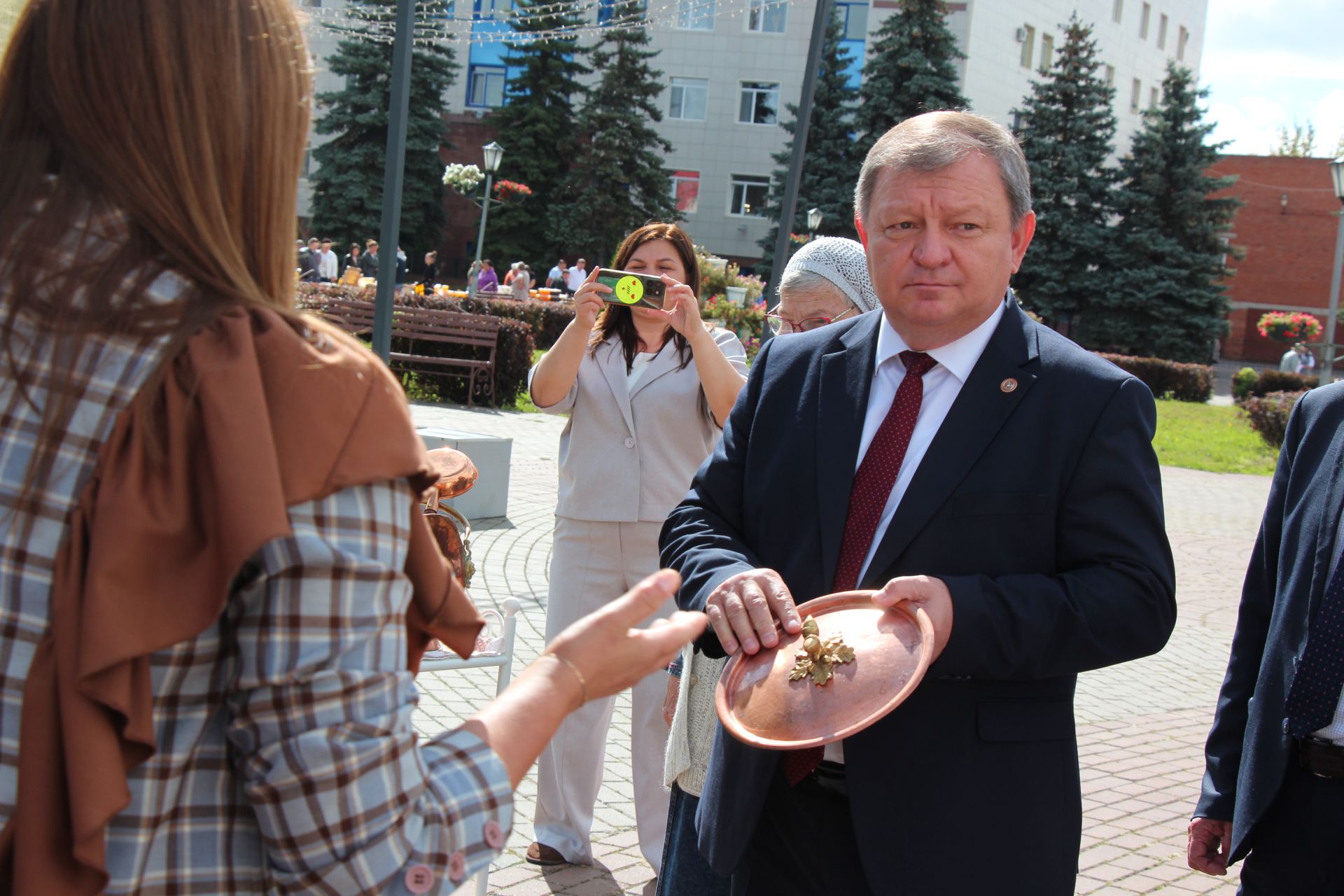 Августовская конференция в Нурлатском районе началась с большой выставки