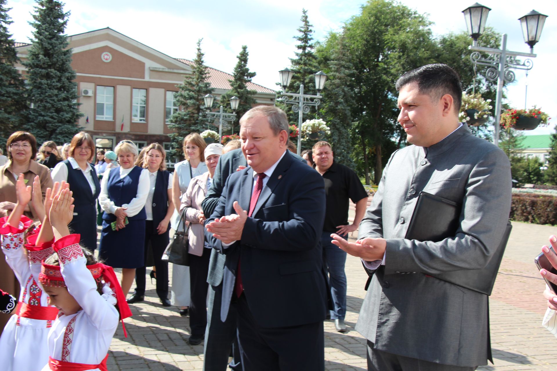 Августовская конференция в Нурлатском районе началась с большой выставки