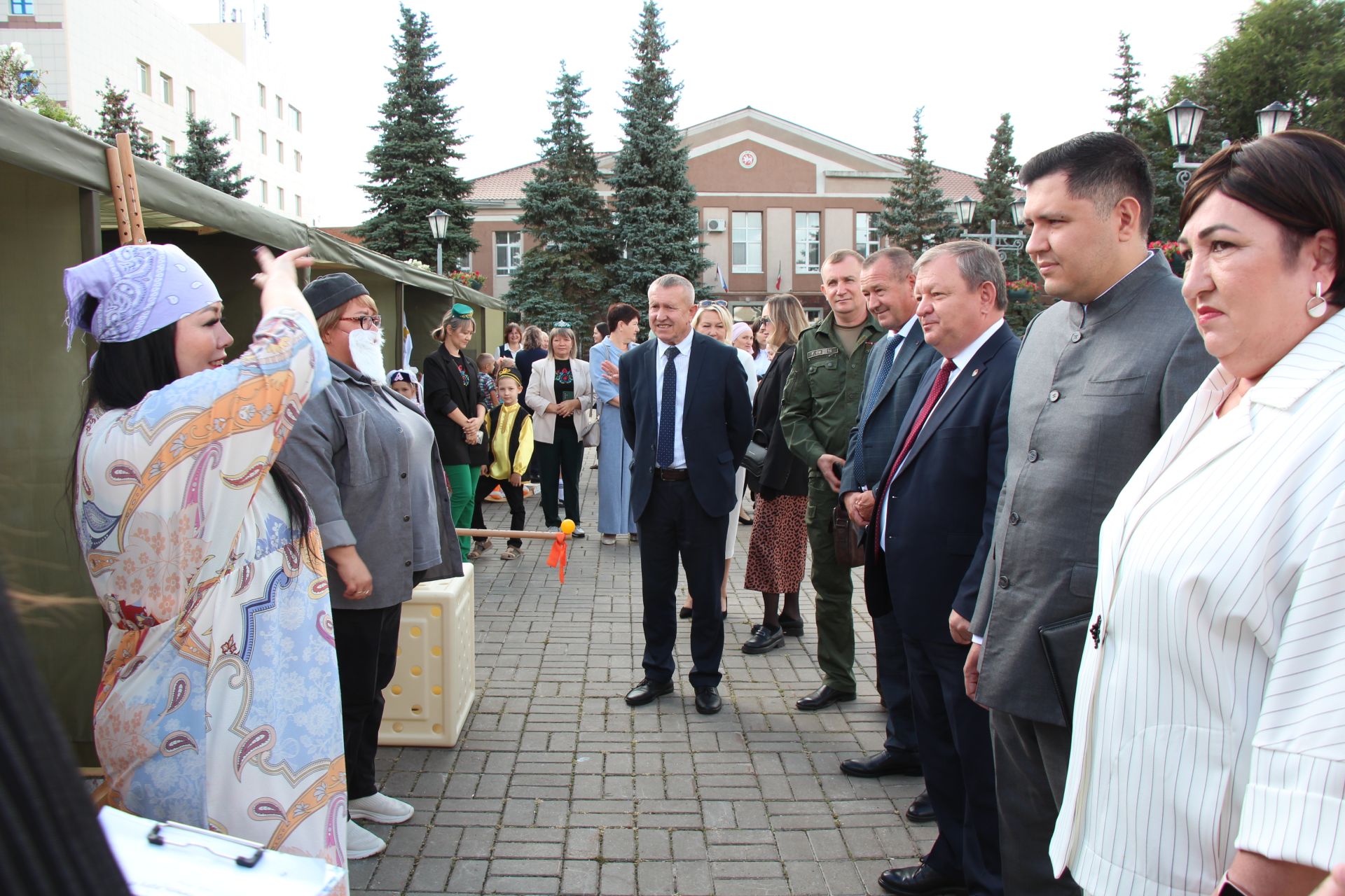 Августовская конференция в Нурлатском районе началась с большой выставки