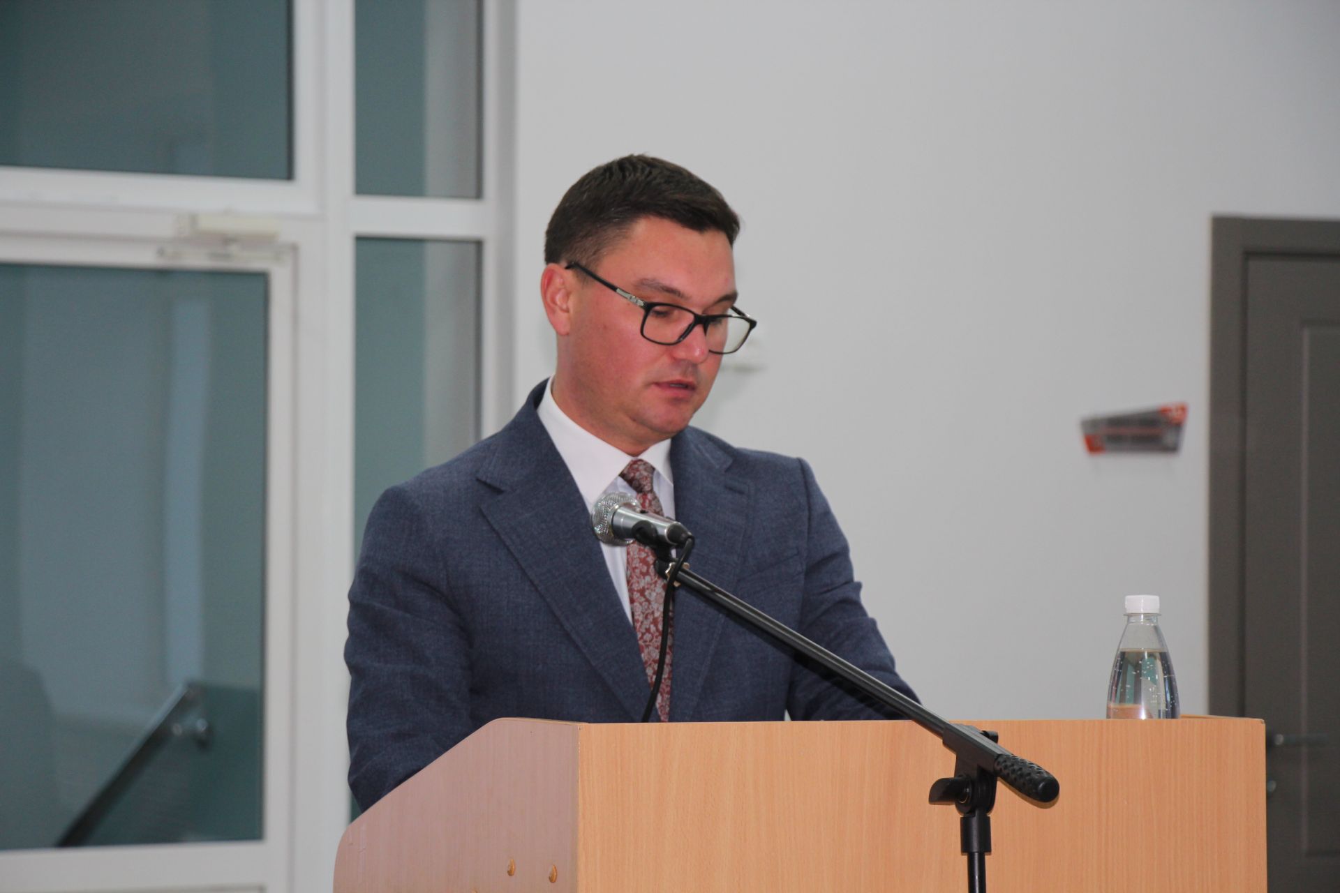 Жители микрорайона железнодорожников встретились с руководством района