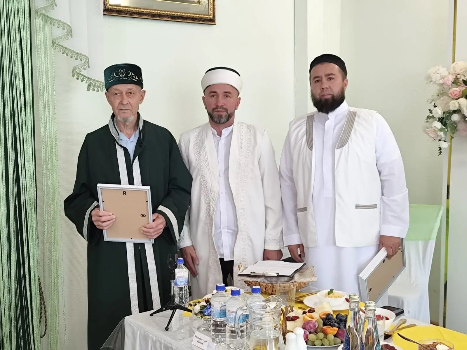 В Нурлате прошел праздник Мавлид ан-Наби с участием помощника Раиса РТ