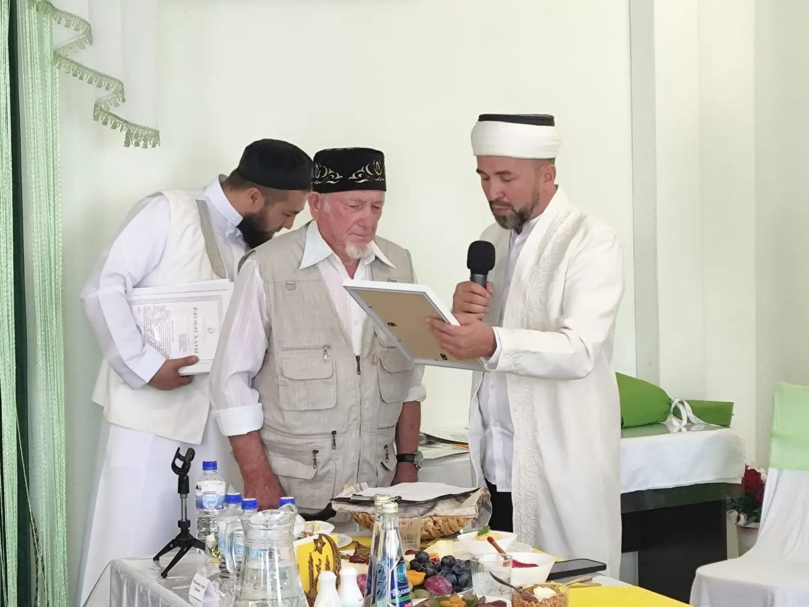 В Нурлате прошел праздник Мавлид ан-Наби с участием помощника Раиса РТ