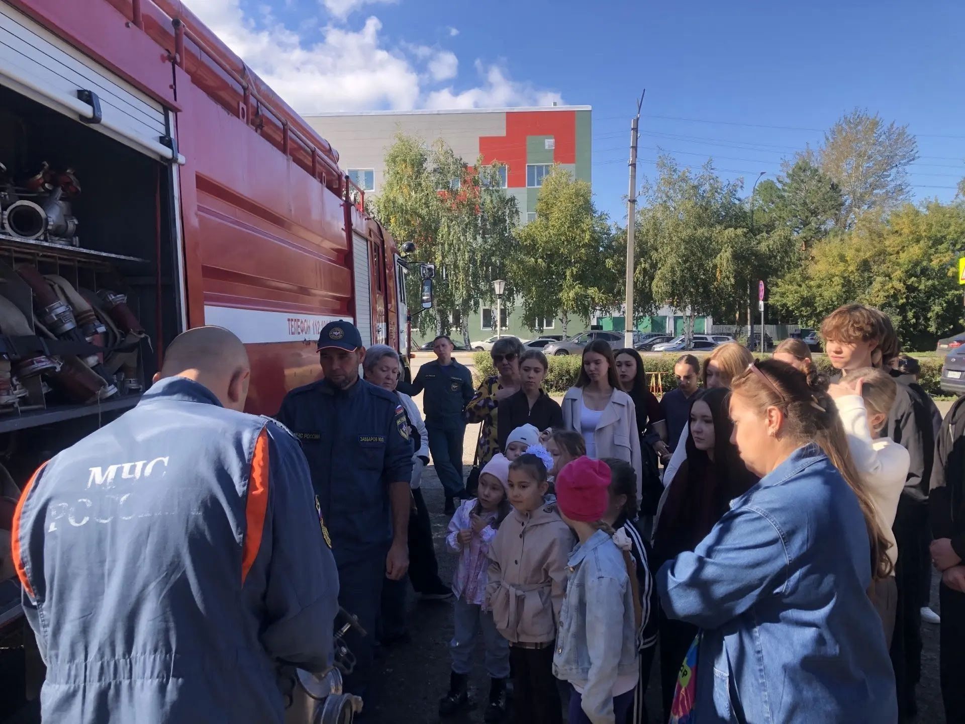 Школьники Нурлата побывали на экскурсии в пожарной части