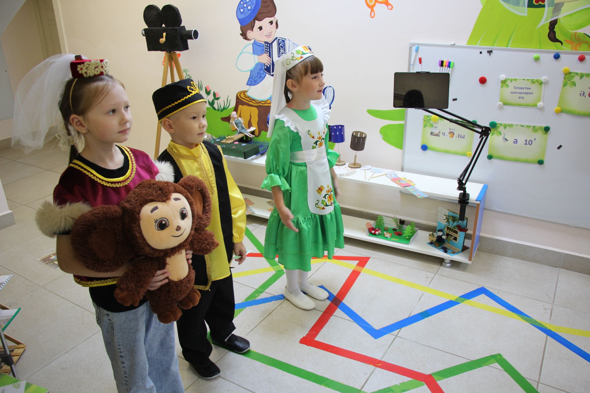 Участники заседания Совета Ассамблеи народов Татарстана посетили учреждения Нурлата
