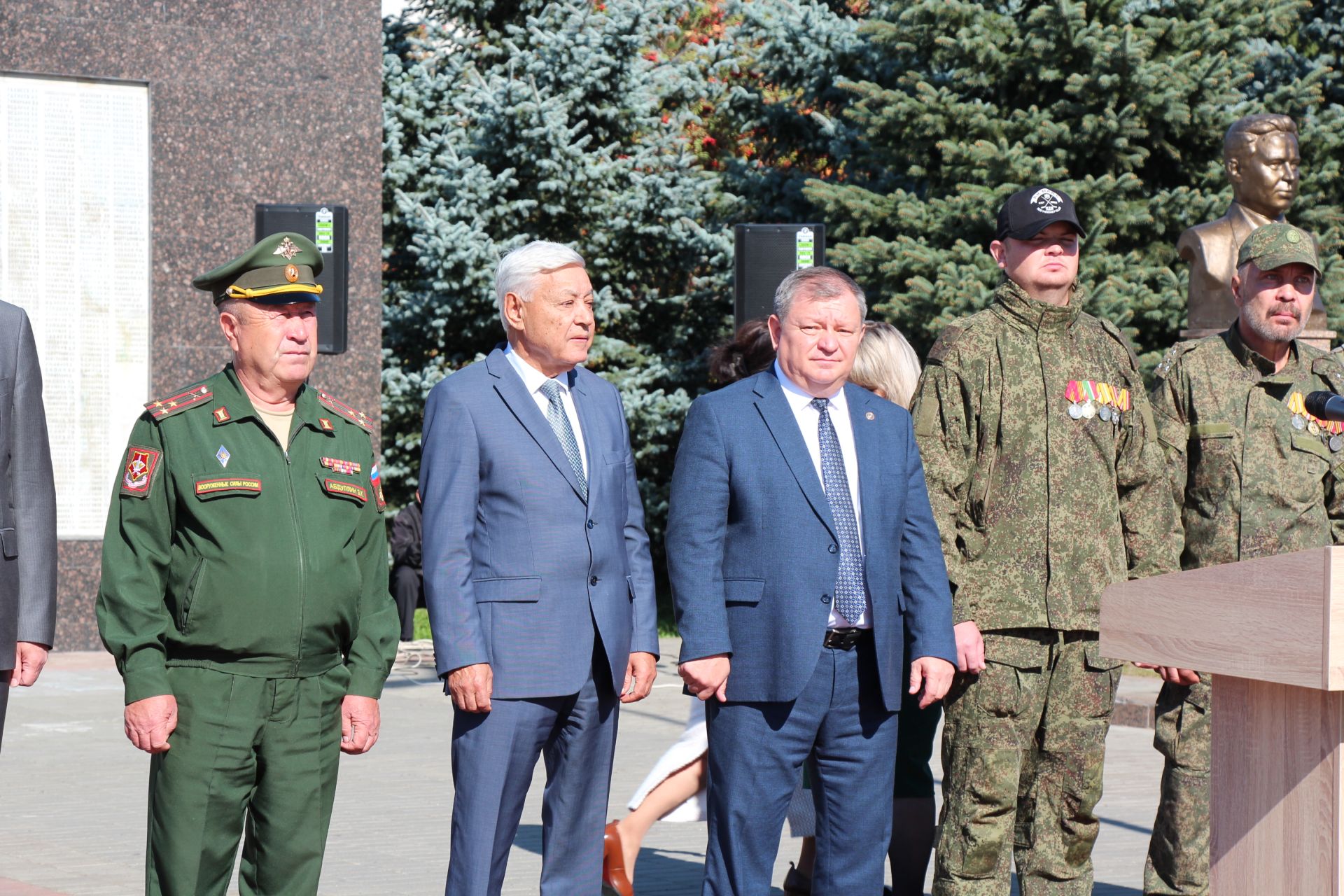 В Нурлате вручили ордена Мужества семьям погибших участников СВО