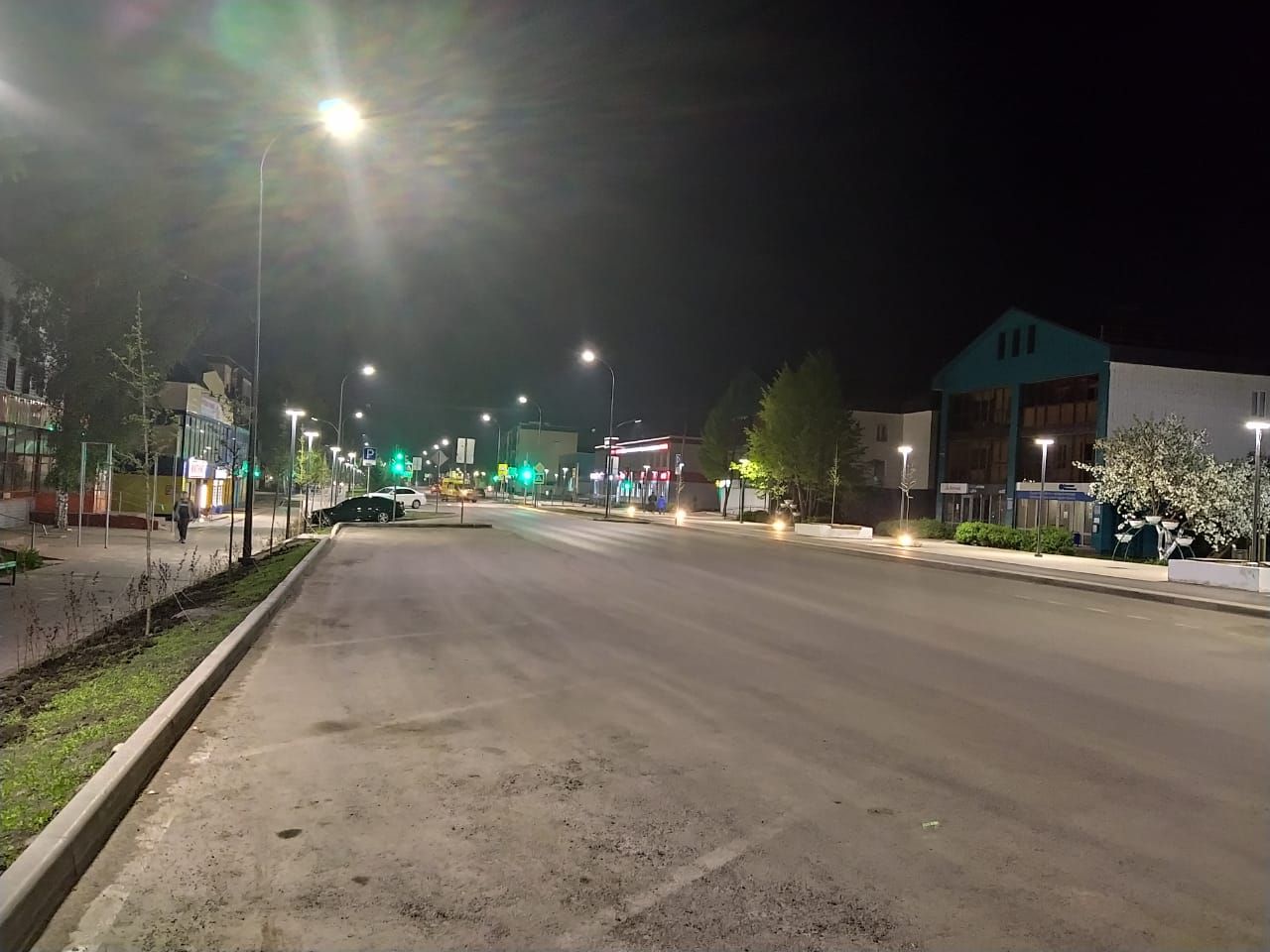Нурлатлы шәһәрдә булган үзгәрешләргә сөенеп туя алмый