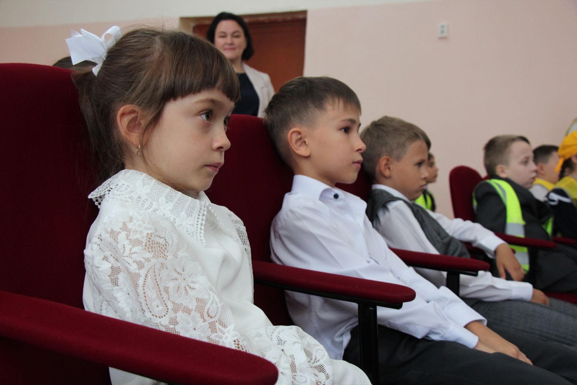 Первоклассники школы №3 пополнили ряды Юных инспекторов движения