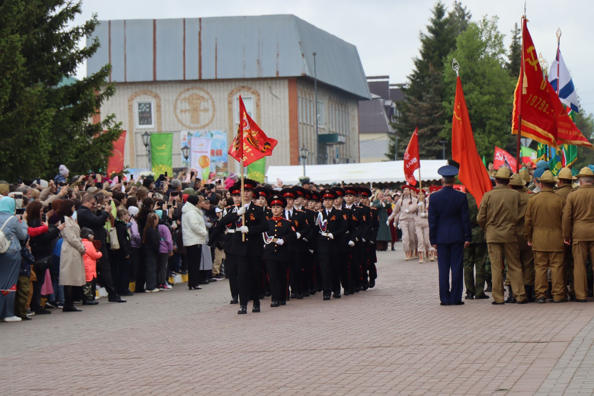 В Нурлате прошел парад Победы
