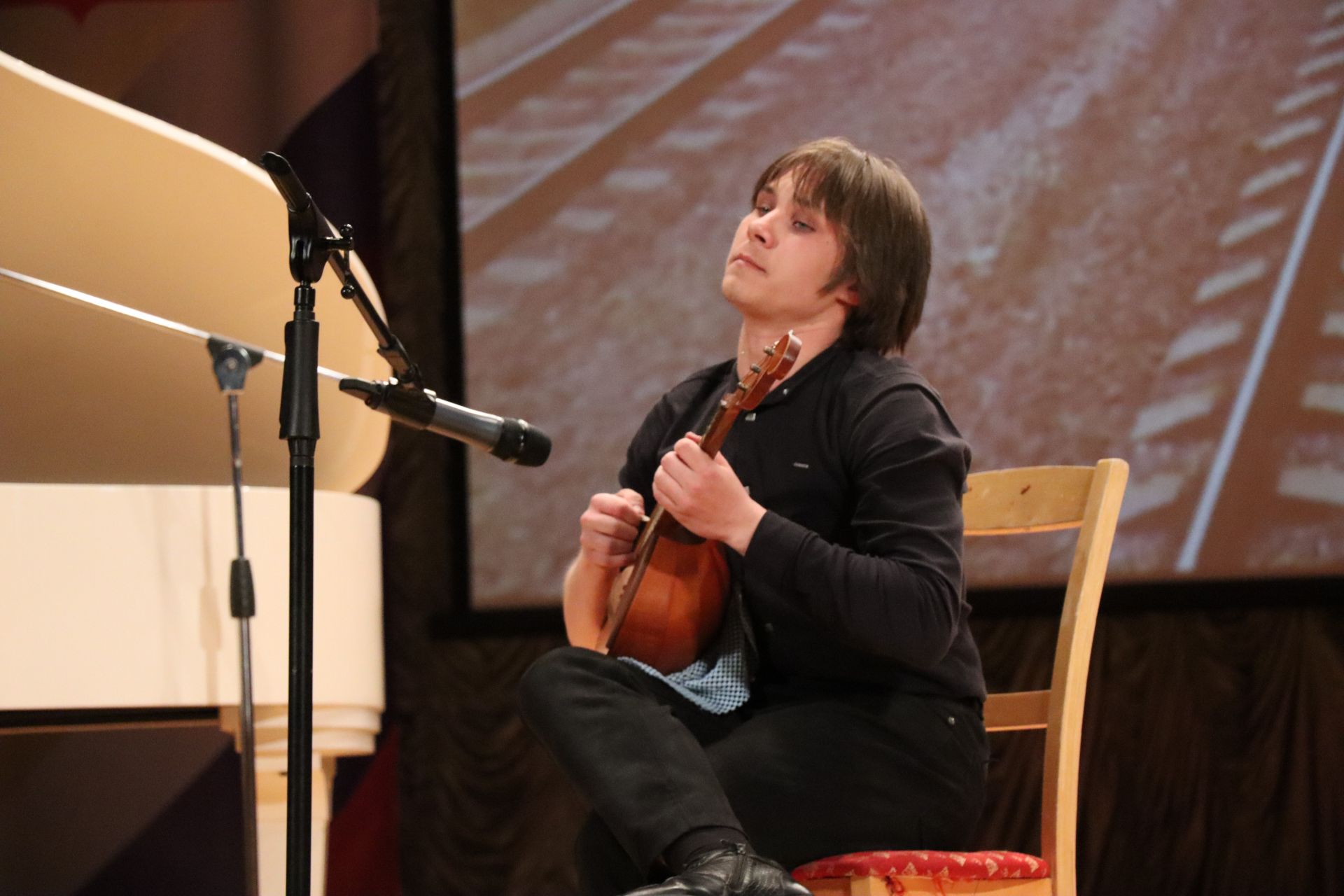 Нурлатская детская школа искусств отпраздновала 60-летний юбилей