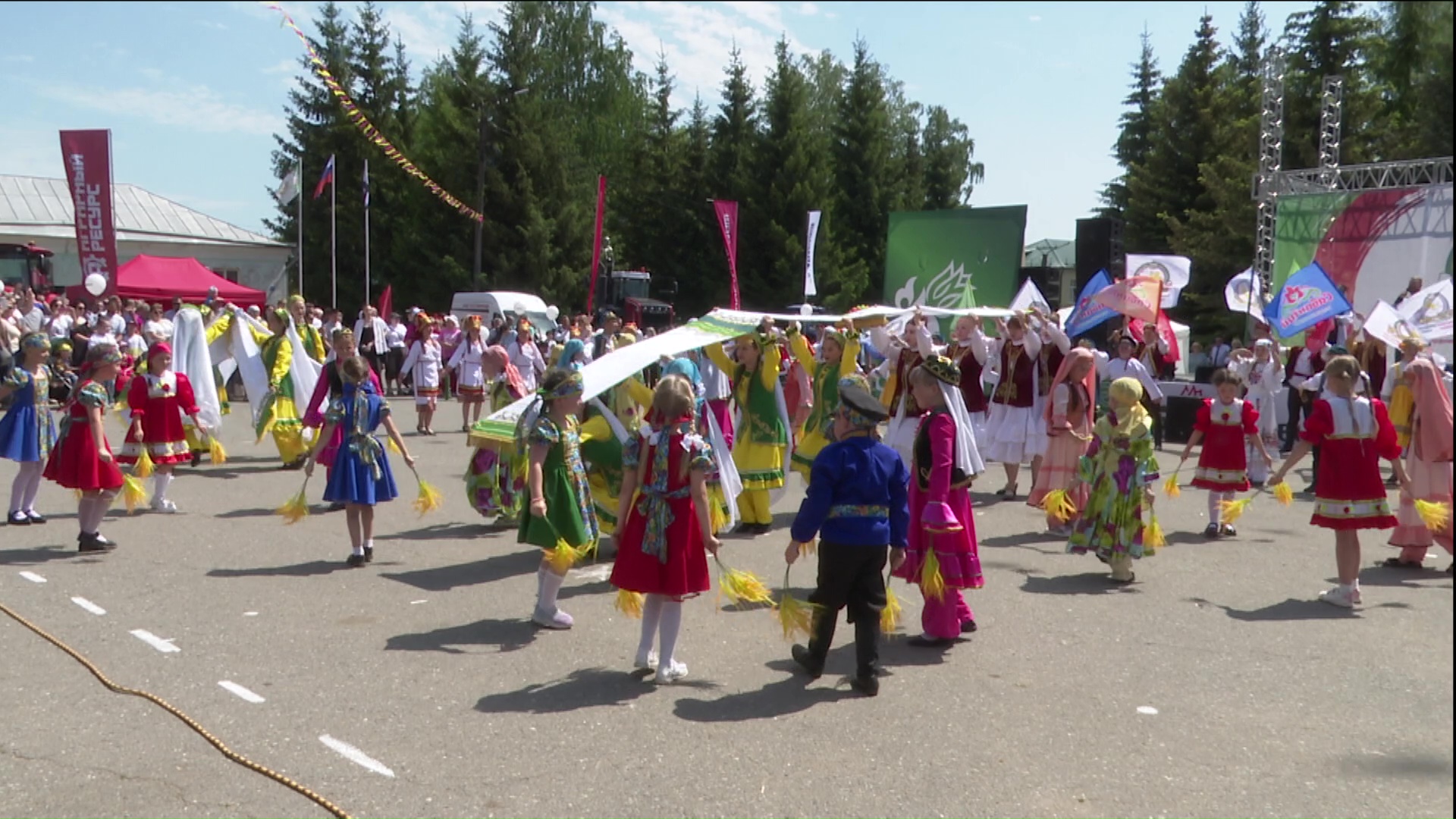 Нурлатцы поддержали Сабантуй в селе Лямбирь Республики Мордовия