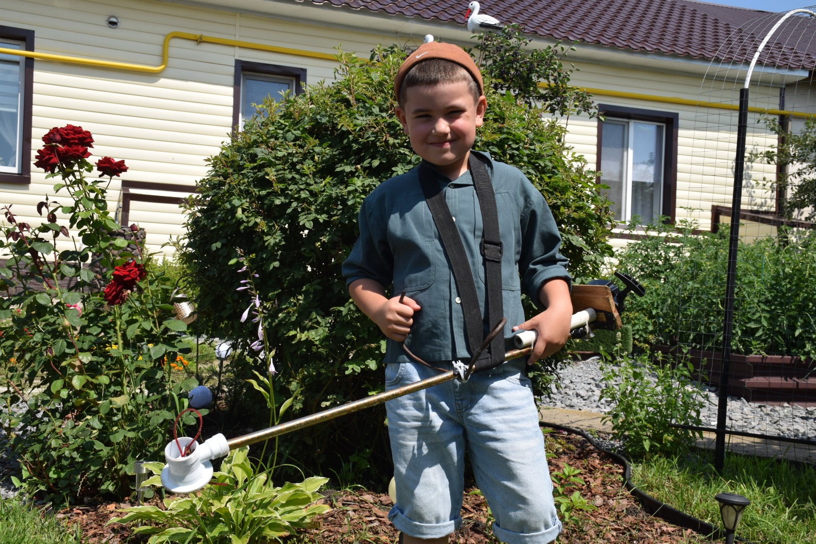 6-летний Кулибин: директор детсада с газонокосилкой из подручных