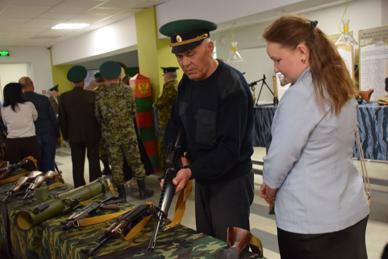 Автомат из рук самого Калашникова
