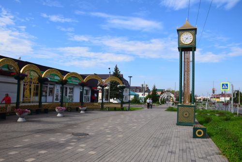 Городские часы в Нурлате