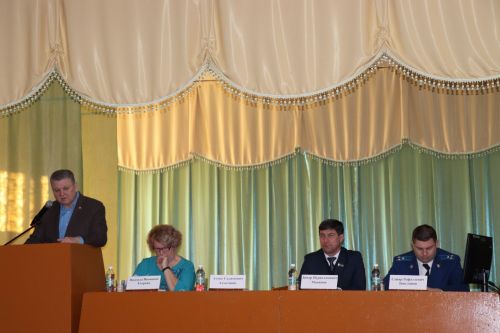 Жители села Андреевка на сходе граждан обсудили актуальные вопросы