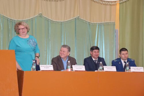 Жители села Андреевка на сходе граждан обсудили актуальные вопросы