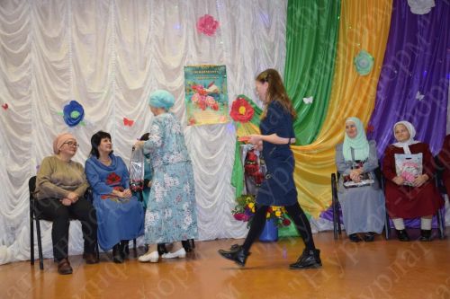 В деревне Светлое Озеро чествовали учителей