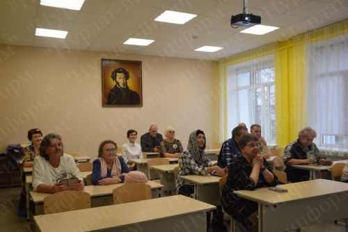 Нурлатская школа №1 торжественно отметила свой 60-летний юбилей (фоторепортаж)