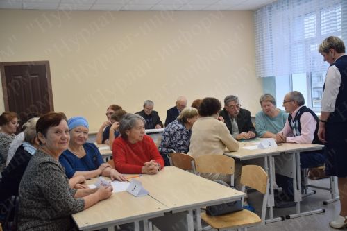 Нурлатская школа №1 торжественно отметила свой 60-летний юбилей (фоторепортаж)