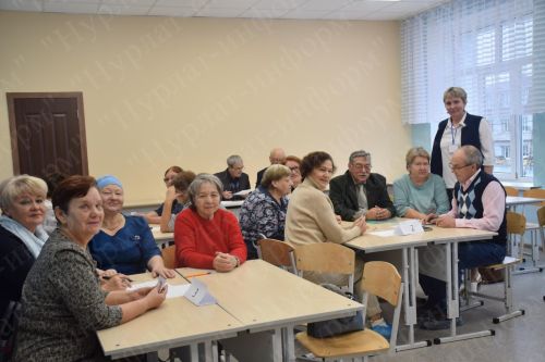 Нурлатская школа №1 торжественно отметила свой 60-летний юбилей (фоторепортаж)