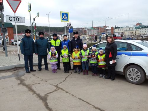 В Республике Татарстан прошли массовые акции, приуроченные ко Дню памяти жертв ДТП