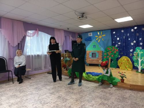 Дети из нурлатской школы-интерната показали сказку о защите природы
