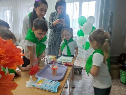 Нурлатские дошкольники изучают тему экологии в игровой форме