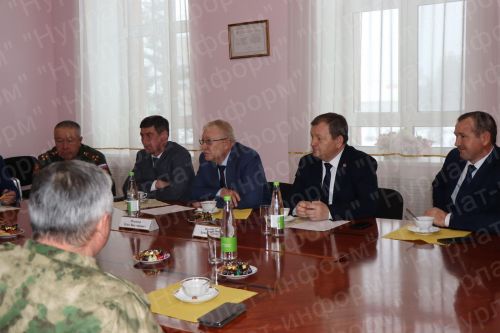 В ходе поездки в Нурлат депутат Государственной Думы РФ Олег Морозов встретился с бойцами СВО