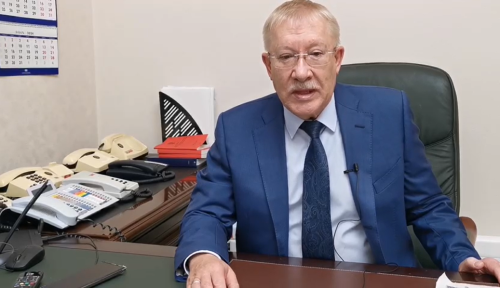 C Международным Днем матери  мам района поздравил Олег Морозов