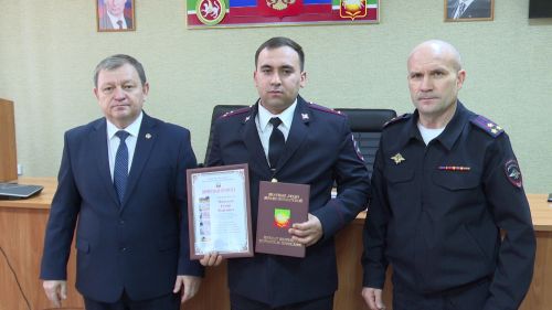 Правоохранителей Нурлата поздравили с Днем работников органов внутренних дел РФ