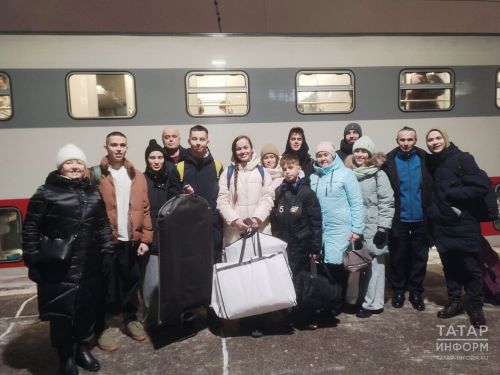 На предстоящую свадьбу в Москве приехали будущие молодожены