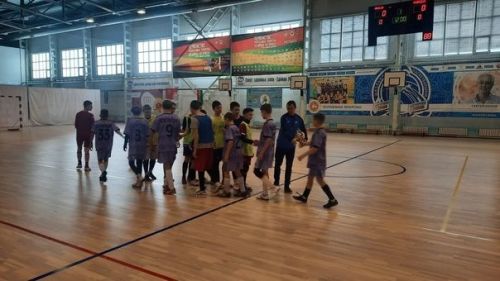 Нурлатские спортсмены получили бронзу на соревнованиях по мини-футболу