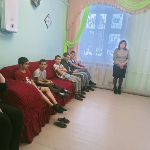 Нурлатские ветераны боевых действий привезли новогодние подарки в детский дом