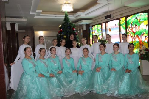 Сегодня в городском Дворце культуры состоялась Елка главы района