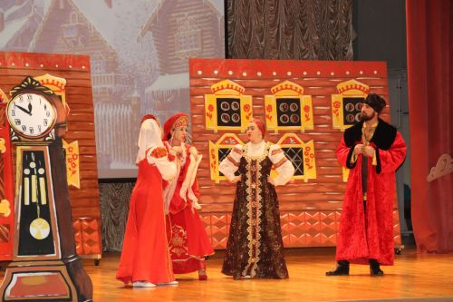 Сегодня в городском Дворце культуры состоялась Елка главы района