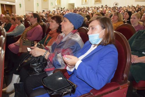В Нурлате торжественное закрытие Года национальных культур и традиций прошло в обновленном зале Дворца культуры