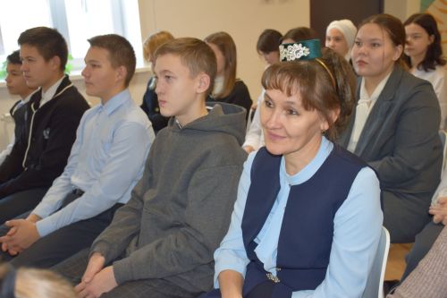 В Нурлате прошел творческий вечер известной поэтессы Фаузии Мухаметовой