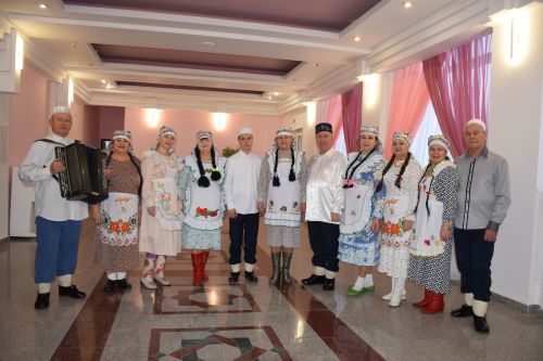 В Нурлате торжественное закрытие Года национальных культур и традиций прошло в обновленном зале Дворца культуры
