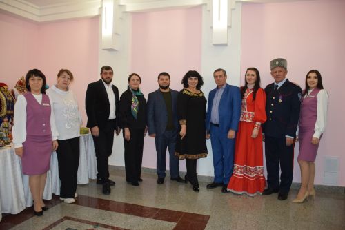 В Нурлате торжественное закрытие Года национальных культур и традиций прошло в обновленном зале Дворца культуры
