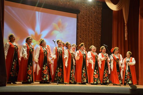 В Нурлате торжественное закрытие Года национальных культур и традиций прошло в обновленном зале Дворца культуры